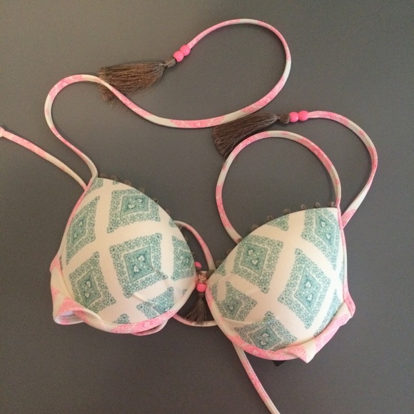 Victoria's Secret Other - Victoria’s Secret Swim Top
